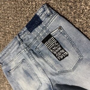 *PRE-OWNED* Light Tear KSUBI Jeans , 32 M Skinny Fit